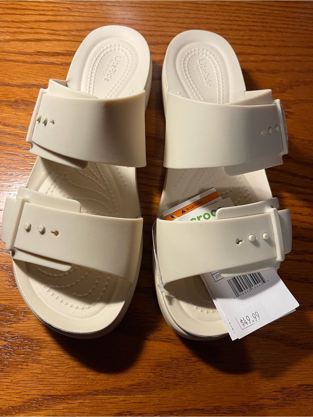 NWT Crocs Women’s Brooklyn Buckle Low Slide Sandals with Adjustable Straps (10)